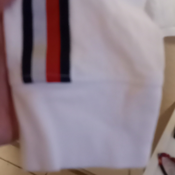 Tommy Hilfiger shirt - Picture 4 of 5